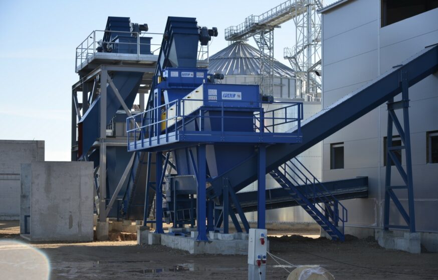 biomass transport conveyor