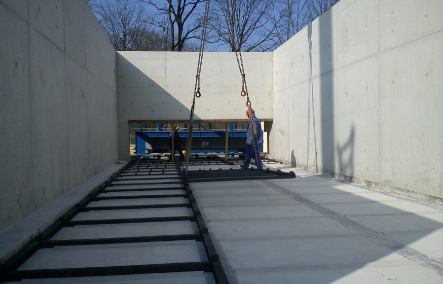 moving floor installation