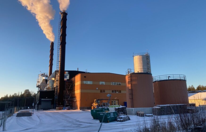 Kalix 6 MW boiler plant with electrostatic precipitators and condenser