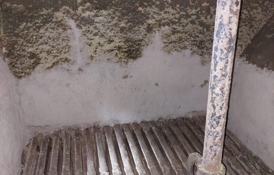Refractory masonry works in combustion chamber