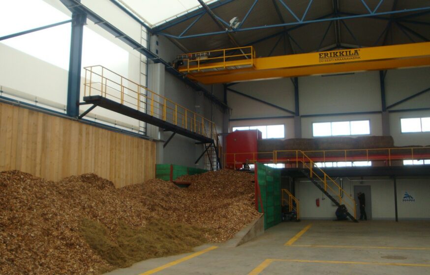 straw warehouse