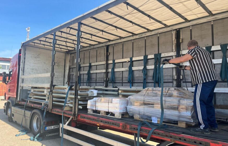 Transport and logistics of industrial floor and scraper components manufactured by Tamult for project in Austria