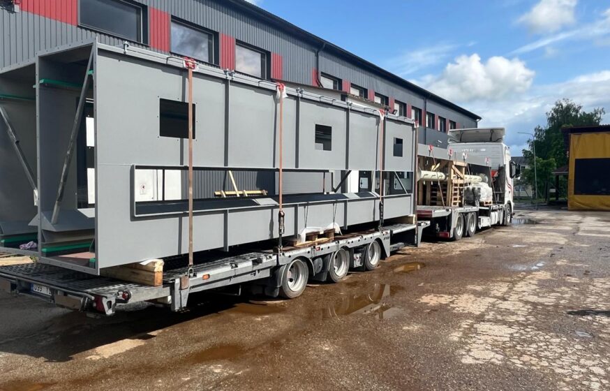 Transport of prefabricated industrial technology modules